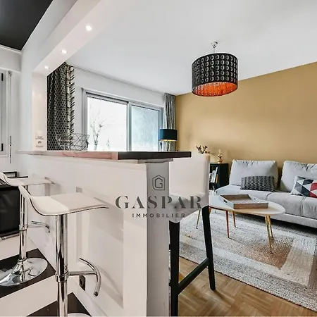 Gaspar- 2 With Balcony- Metro Marcel Sembat * Булонь-Бийанкур