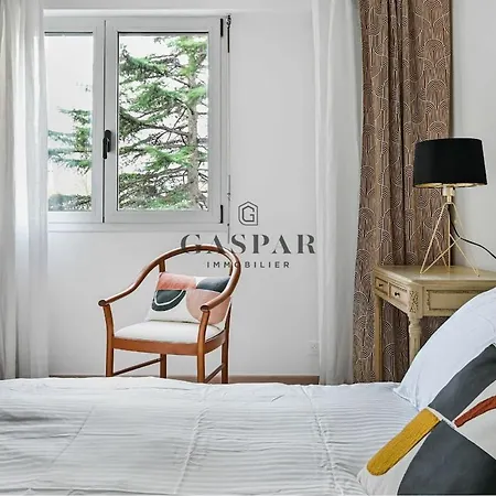 Gaspar- 2 With Balcony- Metro Marcel Sembat Apartment